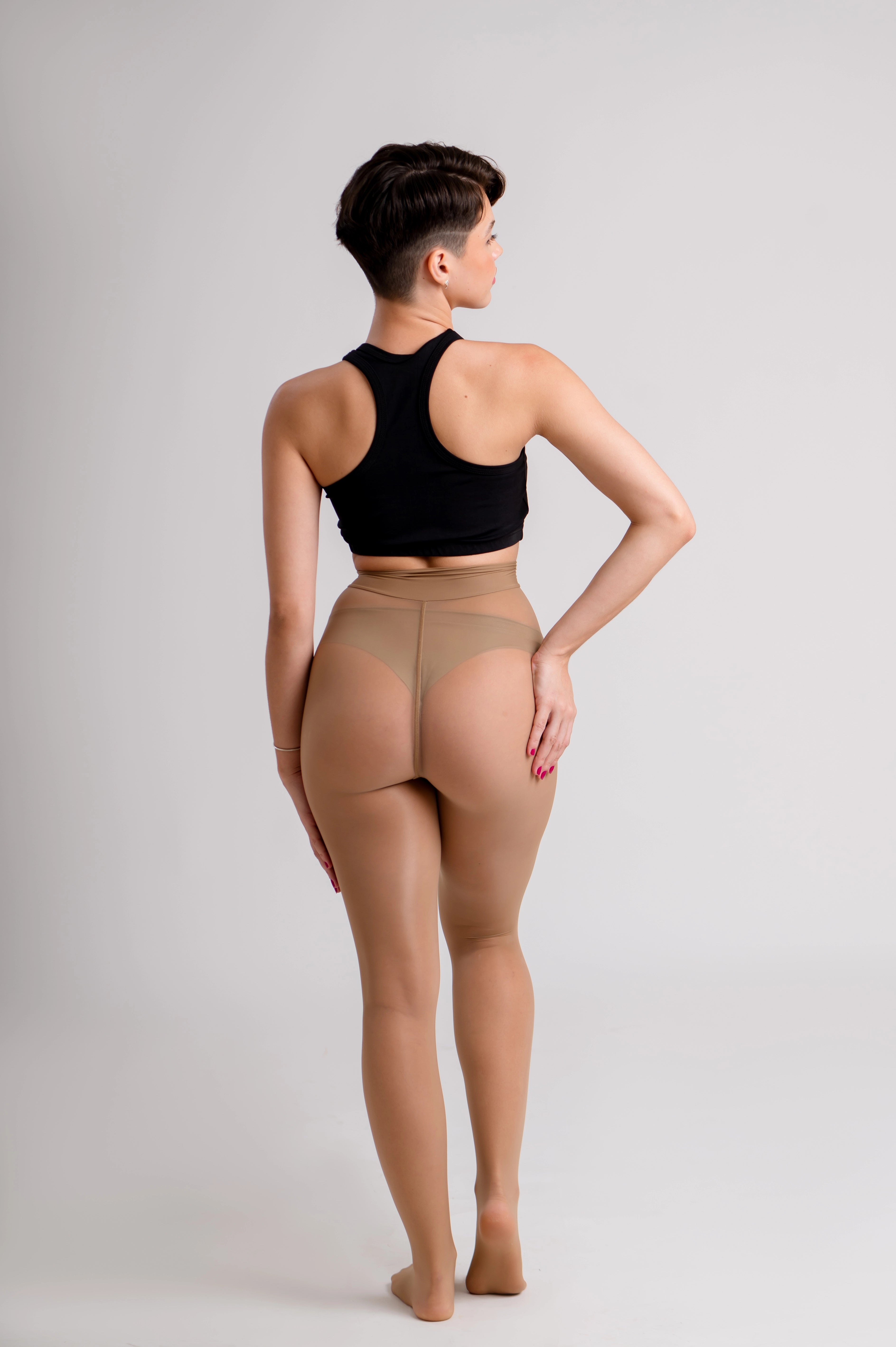 AURA™ – Die unzerstörbare Strumpfhose